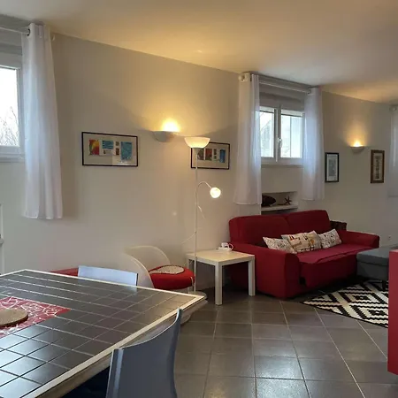 Appartement No000-035 3 Pièces - 4 Couchages En L'ile