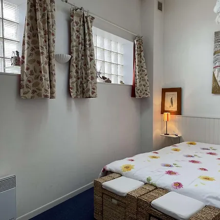 No000-035 3 Pieces - 4 Couchages En L'ile *